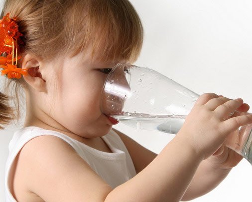 Правила выбора детской питьевой воды