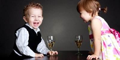 Чем опасно детское шампанское?