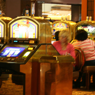 Онлайн казино - это отличный способ развлечься и поиграть на реальные деньги
